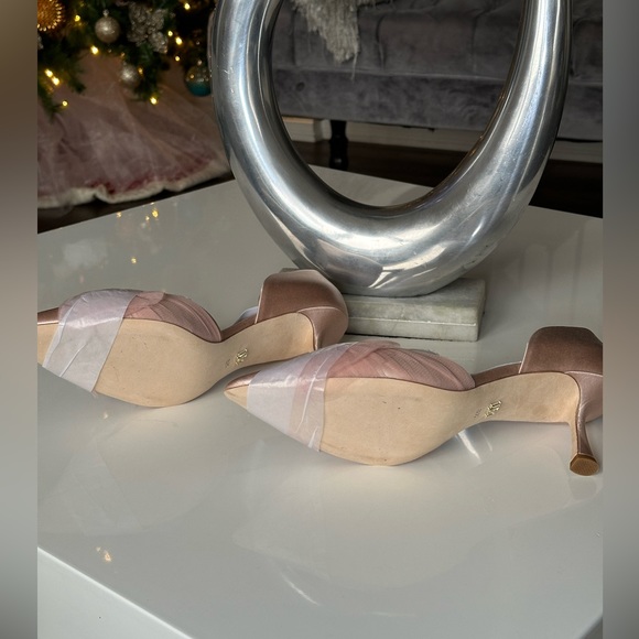 Badgley Mischka Festive Satin & Tulle Bow D'Orsay Pumps - Picture 6 of 7